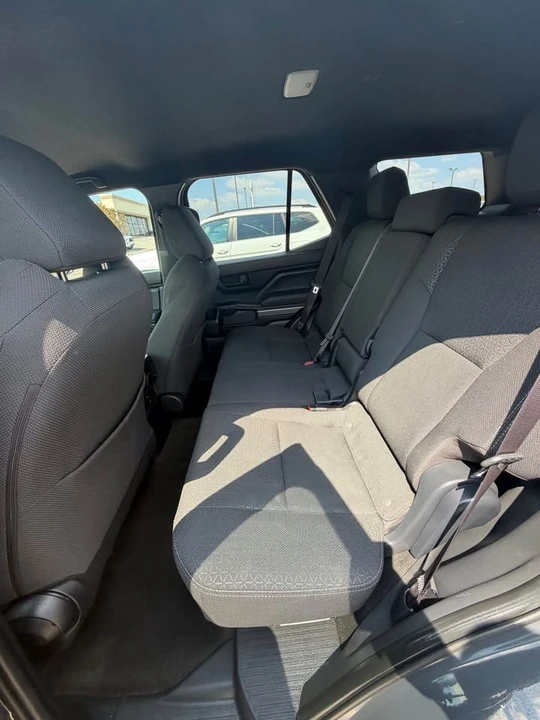 2025 Toyota 4Runner 6th Gen - Image 9 of 10