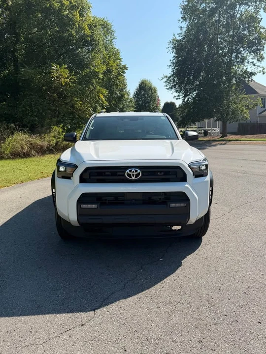 2025 Toyota 4Runner 6th Gen - Image 3 of 14