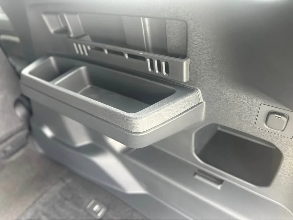 2025 Toyota 4Runner 6th Gen - Image 9 of 19
