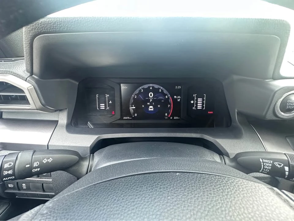 2025 Toyota 4Runner 6th Gen - Image 13 of 19