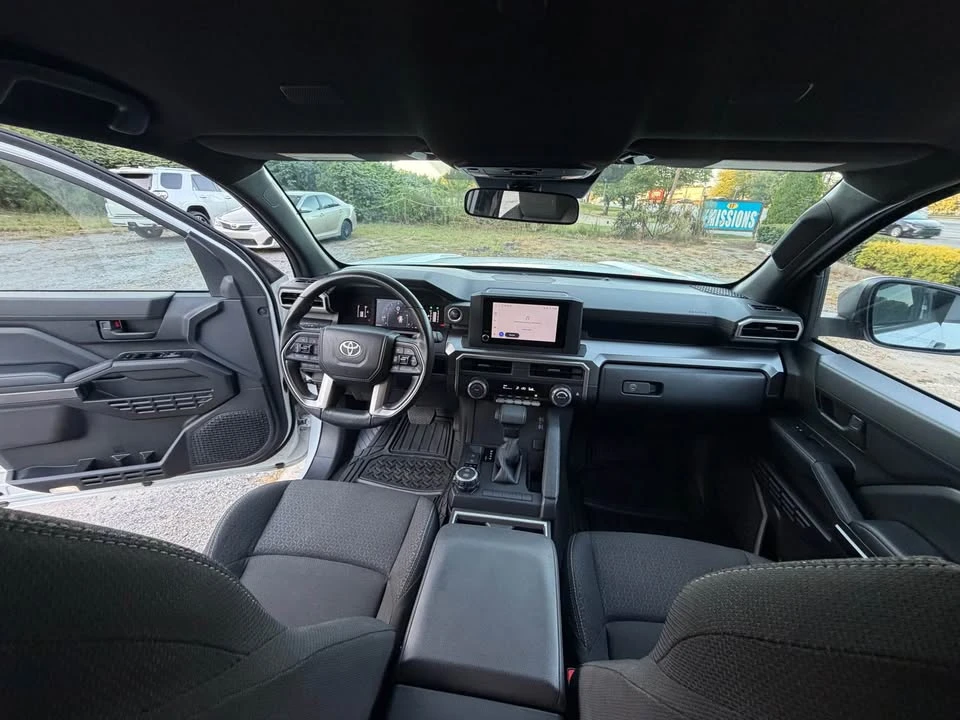 2025 Toyota 4Runner 6th Gen - Image 11 of 18