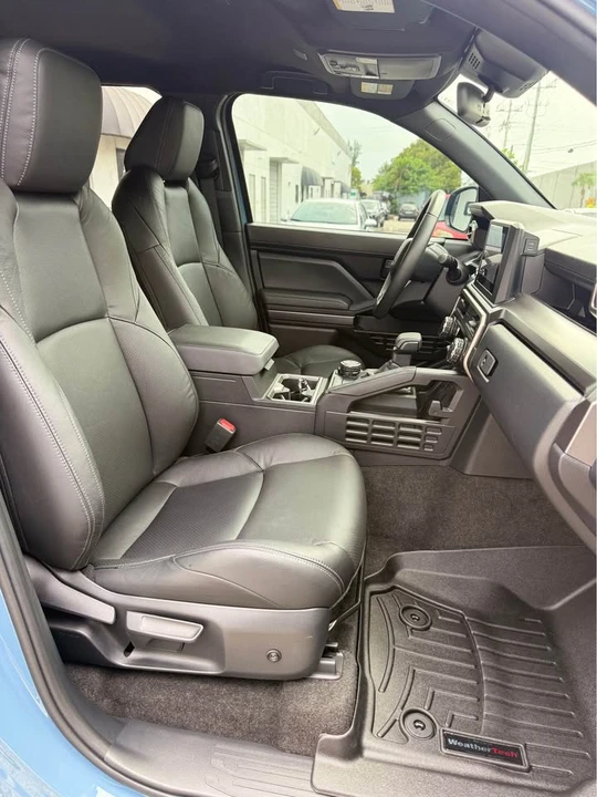 2025 Toyota 4Runner 6th Gen - Image 12 of 20