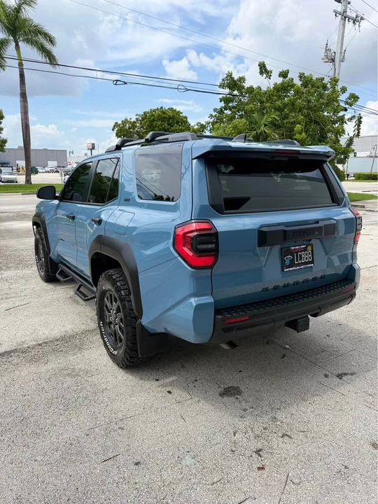 2025 Toyota 4Runner 6th Gen - Image 4 of 20