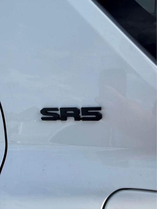 2025 Toyota 4Runner 6th Gen - Image 6 of 9