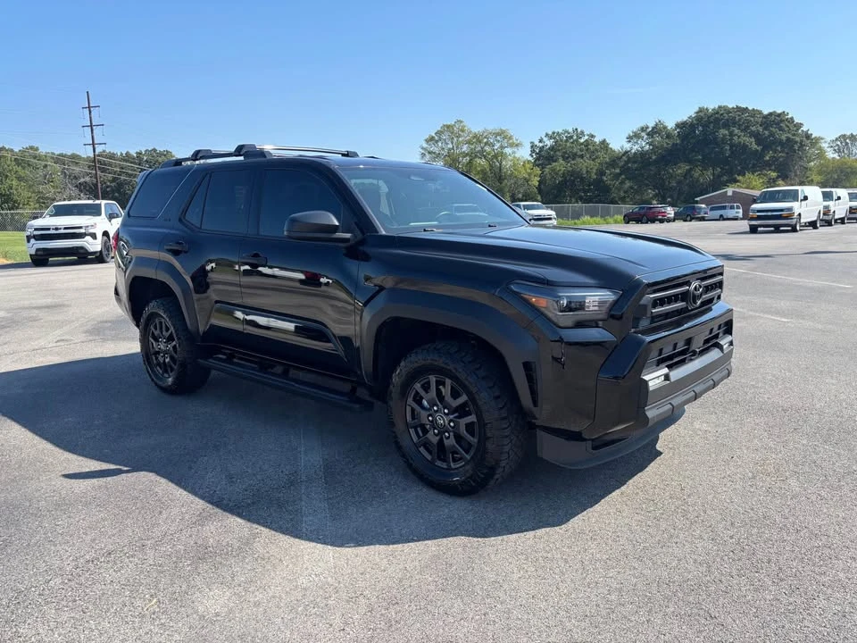 2025 Toyota 4Runner 6th Gen - Image 8 of 17