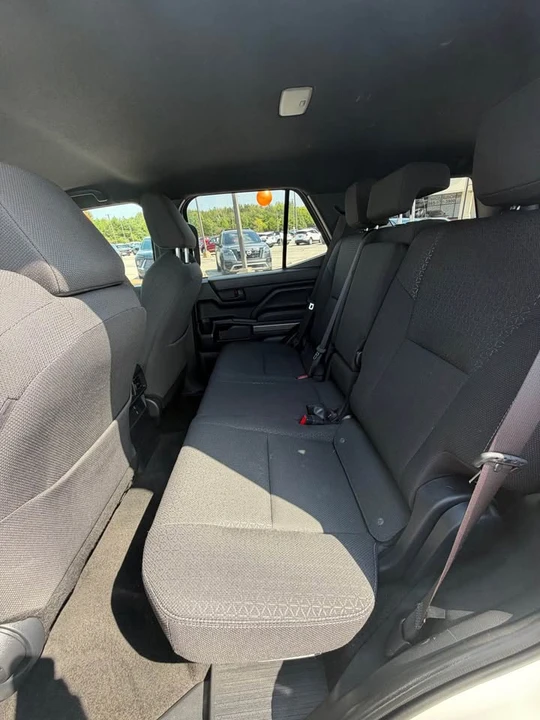 2025 Toyota 4Runner 6th Gen - Image 11 of 12