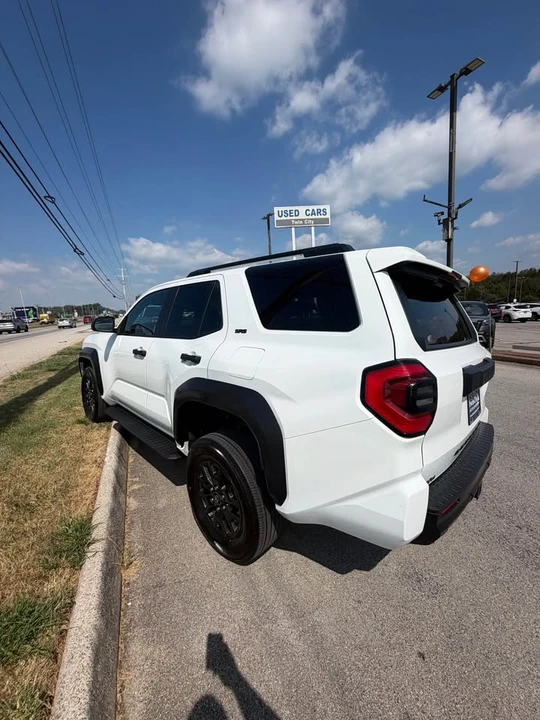 2025 Toyota 4Runner 6th Gen - Image 6 of 12