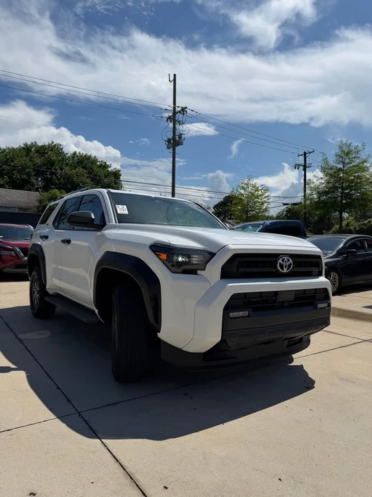 2025 Toyota 4Runner 6th Gen - Image 3 of 17