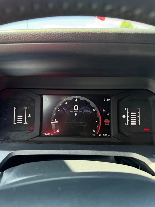 2025 Toyota 4Runner 6th Gen - Image 13 of 17