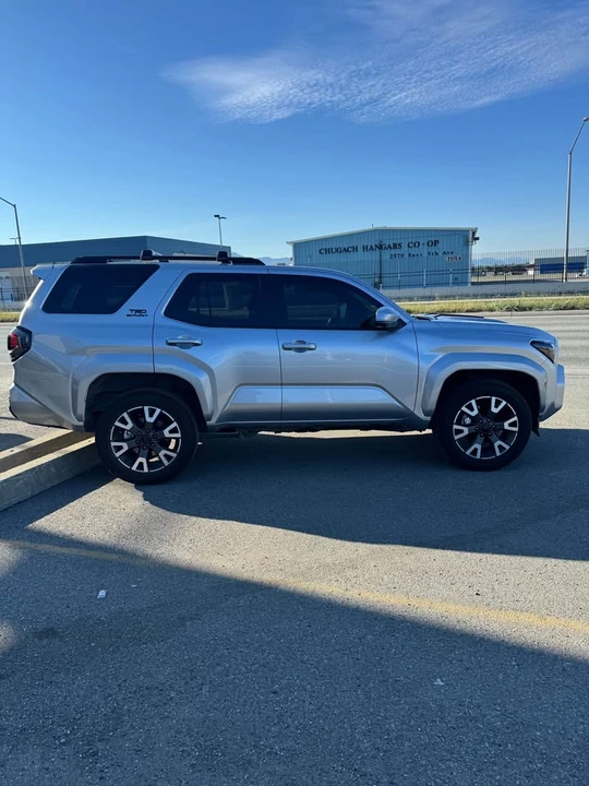 2025 Toyota 4Runner 6th Gen - Image 3 of 15