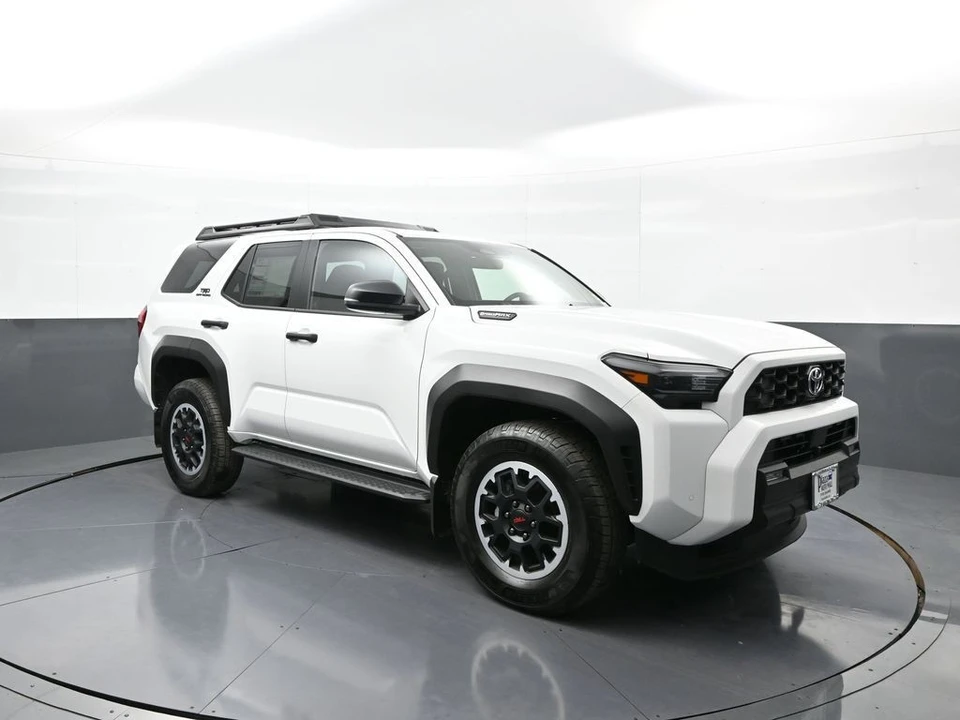 2025 Toyota 4Runner 6th Gen - Image 4 of 12