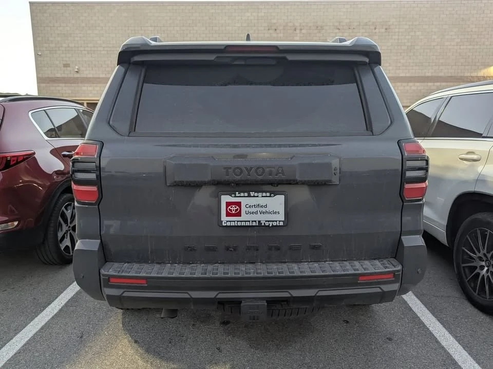 2025 Toyota 4Runner 6th Gen - Image 4 of 5