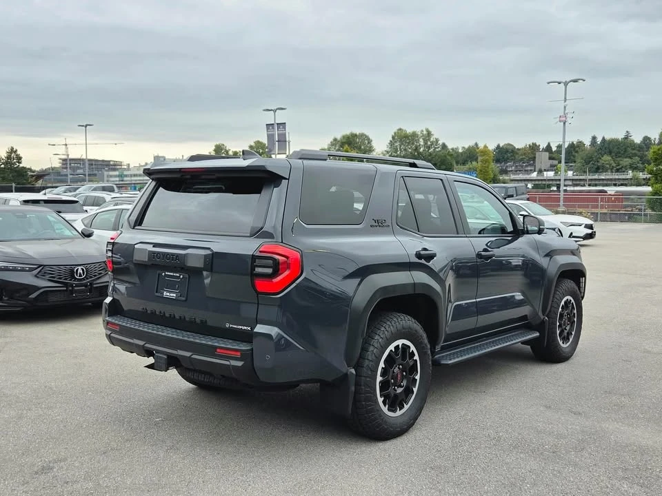 2025 Toyota 4Runner 6th Gen - Image 7 of 15