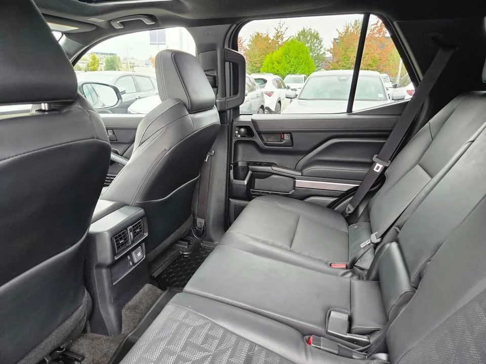 2025 Toyota 4Runner 6th Gen - Image 15 of 15