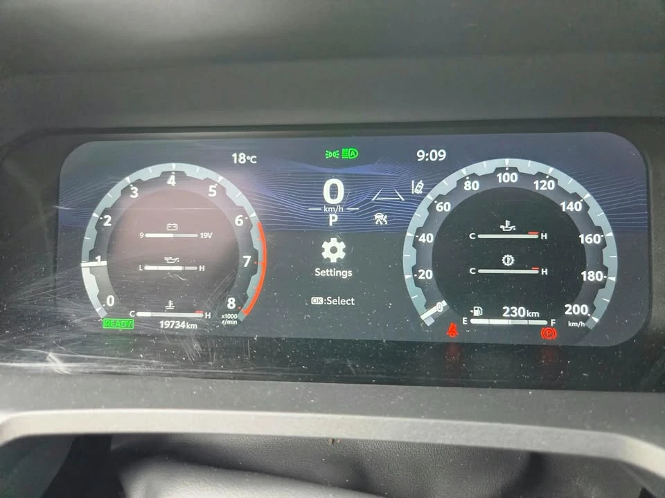 2025 Toyota 4Runner 6th Gen - Image 10 of 15