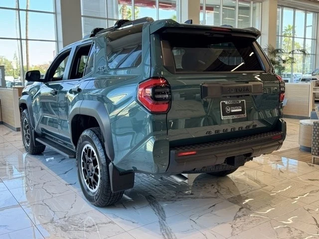 2025 Toyota 4Runner 6th Gen - Image 7 of 12