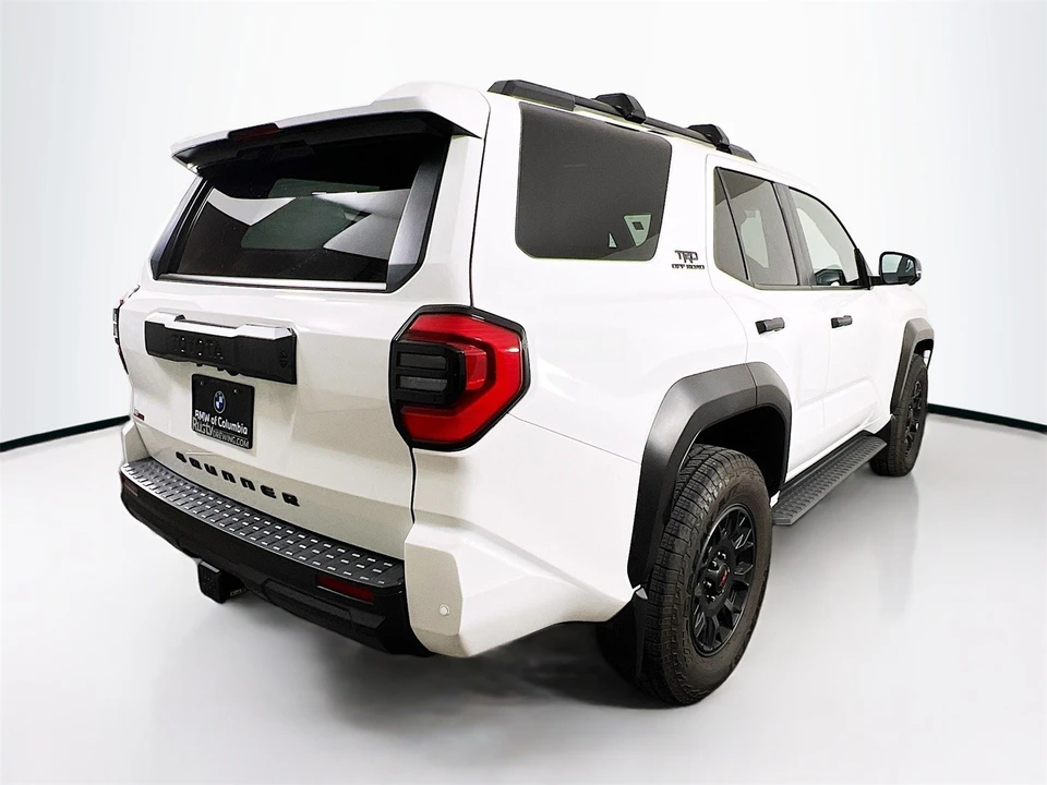 2025 Toyota 4Runner 6th Gen - Image 8 of 12