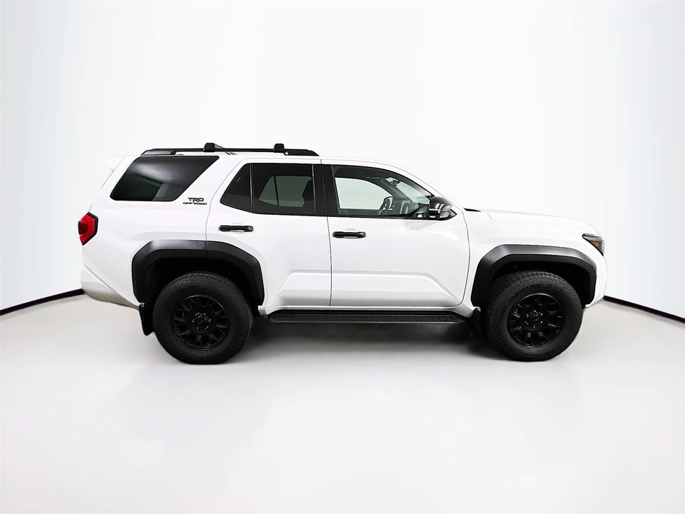 2025 Toyota 4Runner 6th Gen - Image 9 of 12
