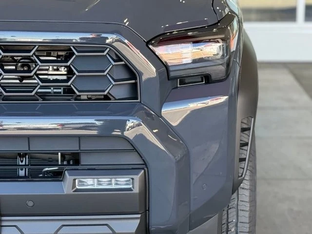 2025 Toyota 4Runner 6th Gen - Image 5 of 12