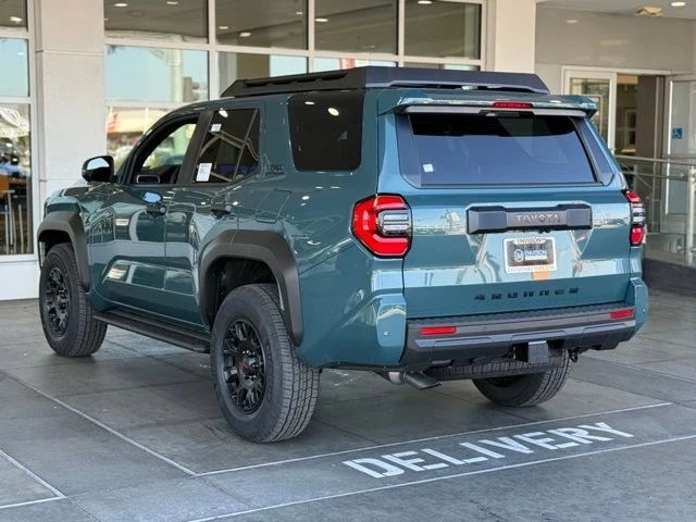 2025 Toyota 4Runner 6th Gen - Image 9 of 12