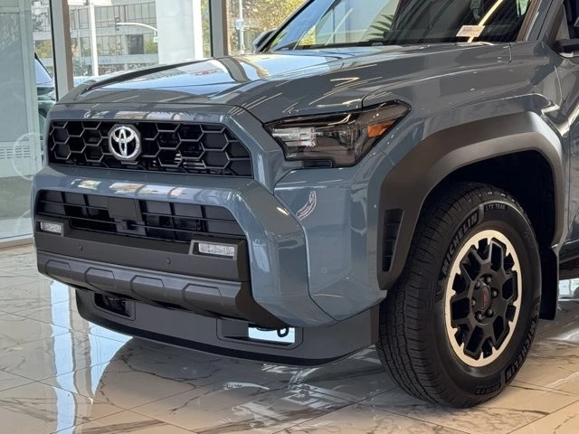 2025 Toyota 4Runner 6th Gen - Image 3 of 12