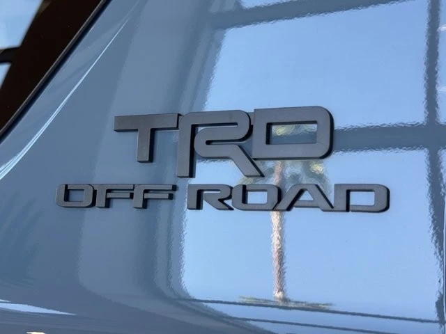 2025 Toyota 4Runner 6th Gen - Image 7 of 12