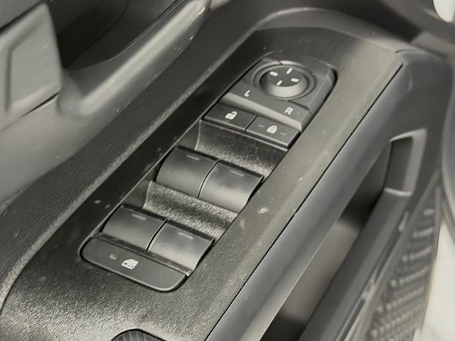 2025 Toyota 4Runner 6th Gen - Image 11 of 12