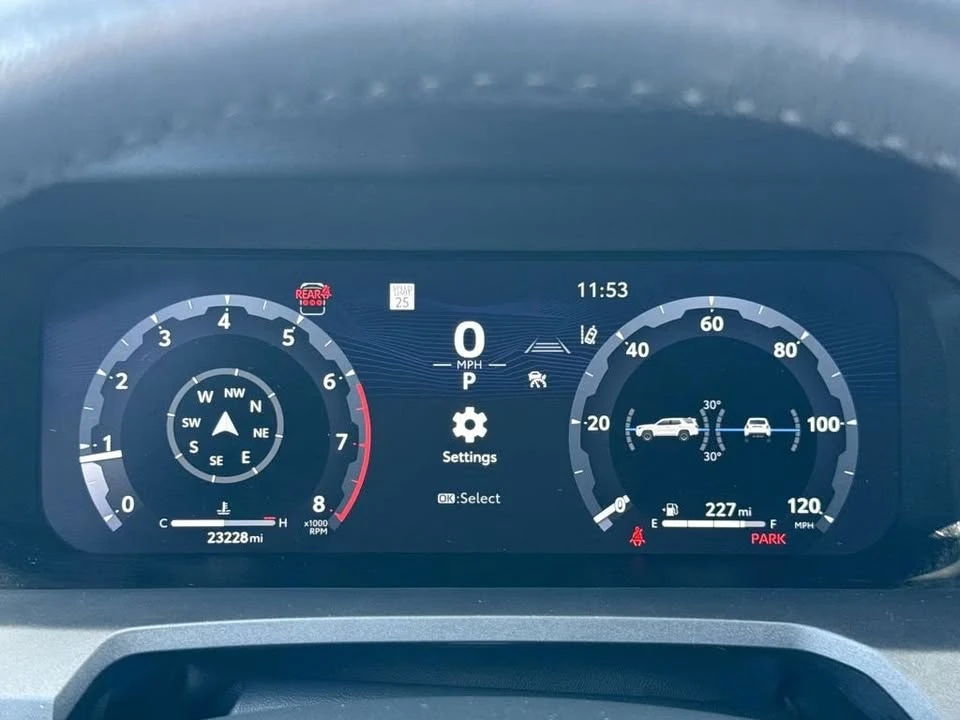 2025 Toyota 4Runner 6th Gen - Image 18 of 20