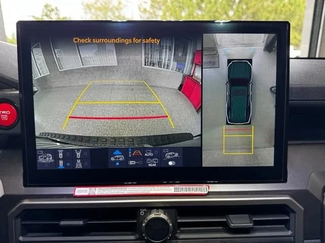 2025 Toyota 4Runner 6th Gen - Image 8 of 12