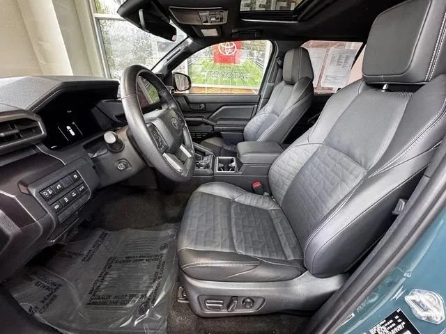 2025 Toyota 4Runner 6th Gen - Image 11 of 12