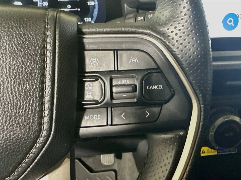2025 Toyota 4Runner 6th Gen - Image 16 of 16