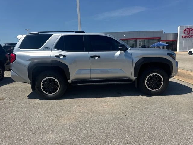 2025 Toyota 4Runner 6th Gen - Image 8 of 12