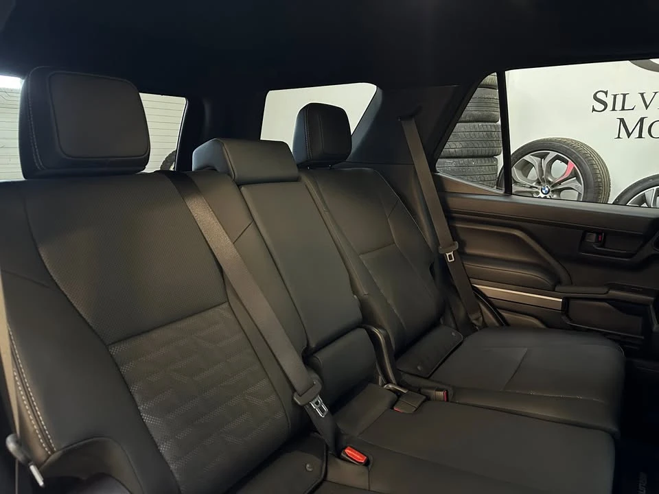 2025 Toyota 4Runner 6th Gen - Image 6 of 17