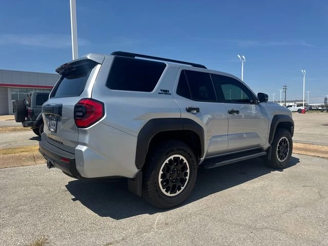 2025 Toyota 4Runner 6th Gen - Image 9 of 12