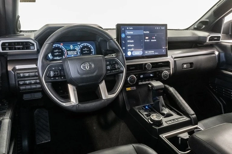 2025 Toyota 4Runner 6th Gen - Image 19 of 20