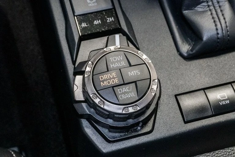 2025 Toyota 4Runner 6th Gen - Image 6 of 20