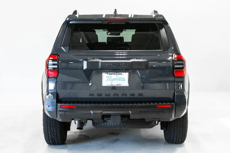 2025 Toyota 4Runner 6th Gen - Image 7 of 20