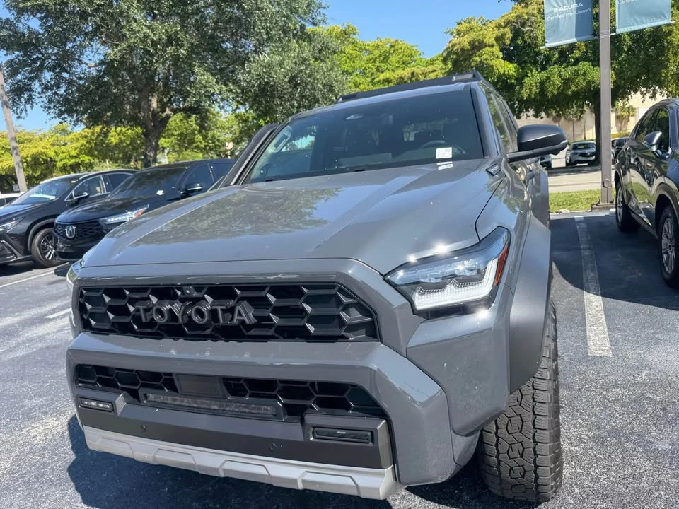 2025 Toyota 4Runner 6th Gen - Image 19 of 20