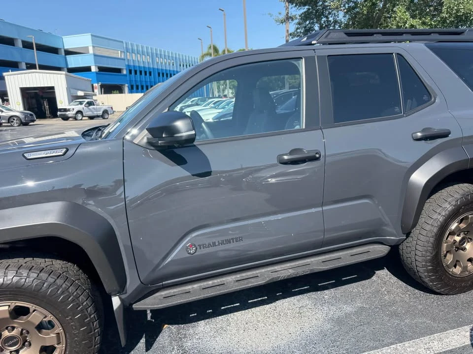 2025 Toyota 4Runner 6th Gen - Image 17 of 20