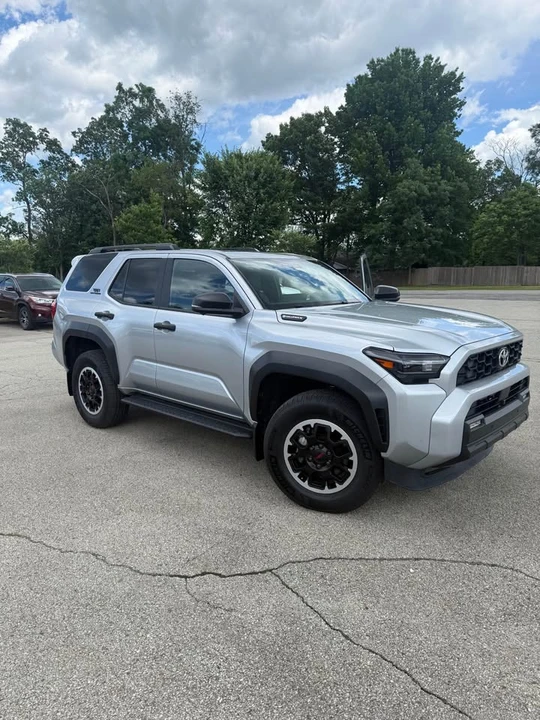 2025 Toyota 4Runner 6th Gen - Image 3 of 14