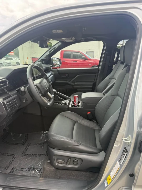 2025 Toyota 4Runner 6th Gen - Image 8 of 14