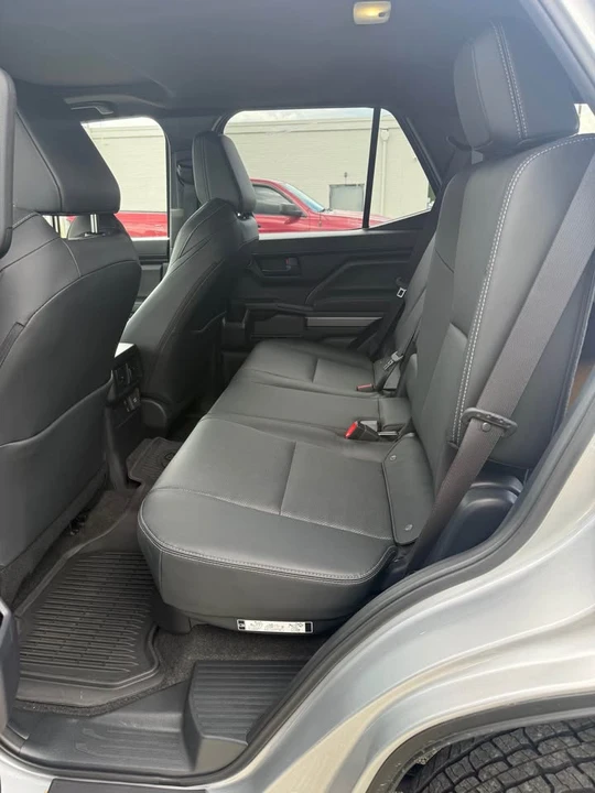 2025 Toyota 4Runner 6th Gen - Image 13 of 14