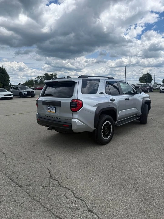 2025 Toyota 4Runner 6th Gen - Image 5 of 14