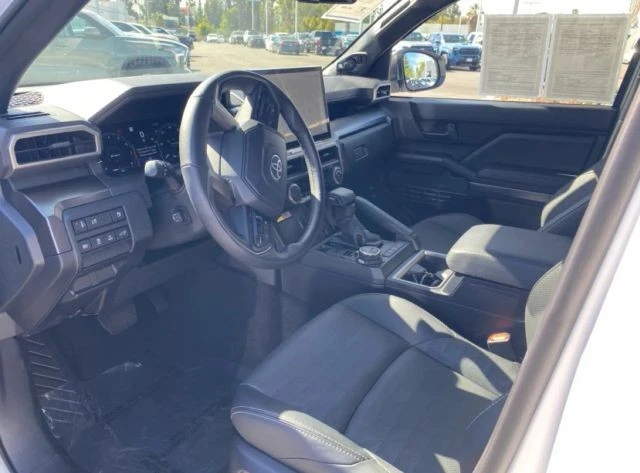 2025 Toyota 4Runner 6th Gen - Image 4 of 4