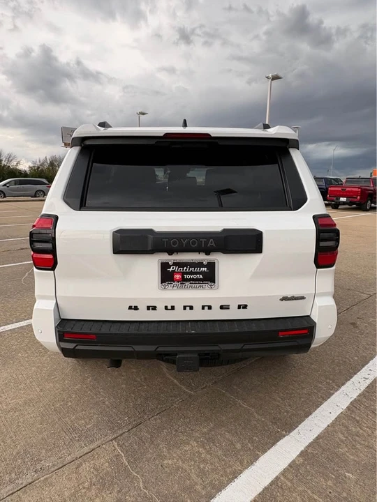 2025 Toyota 4Runner 6th Gen - Image 6 of 20