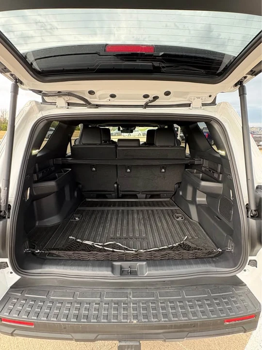 2025 Toyota 4Runner 6th Gen - Image 7 of 20