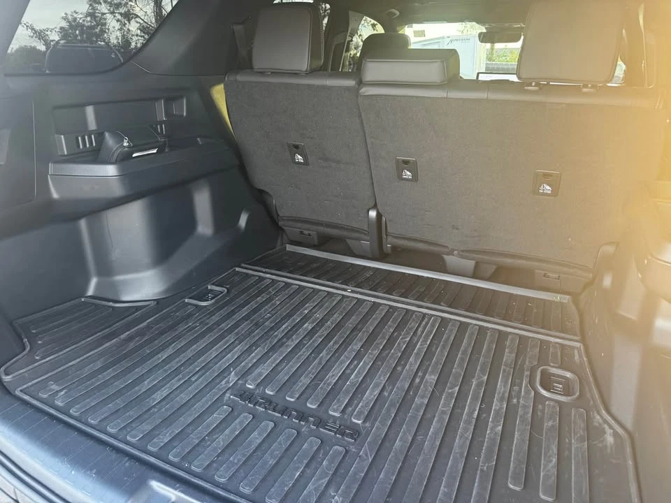 2025 Toyota 4Runner 6th Gen - Image 7 of 13