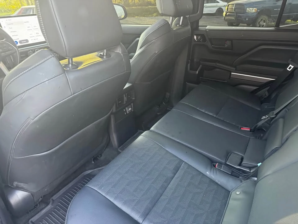 2025 Toyota 4Runner 6th Gen - Image 6 of 13