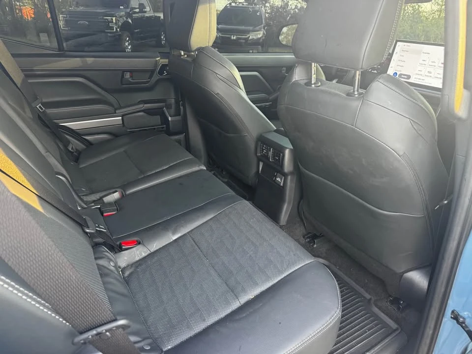 2025 Toyota 4Runner 6th Gen - Image 8 of 13