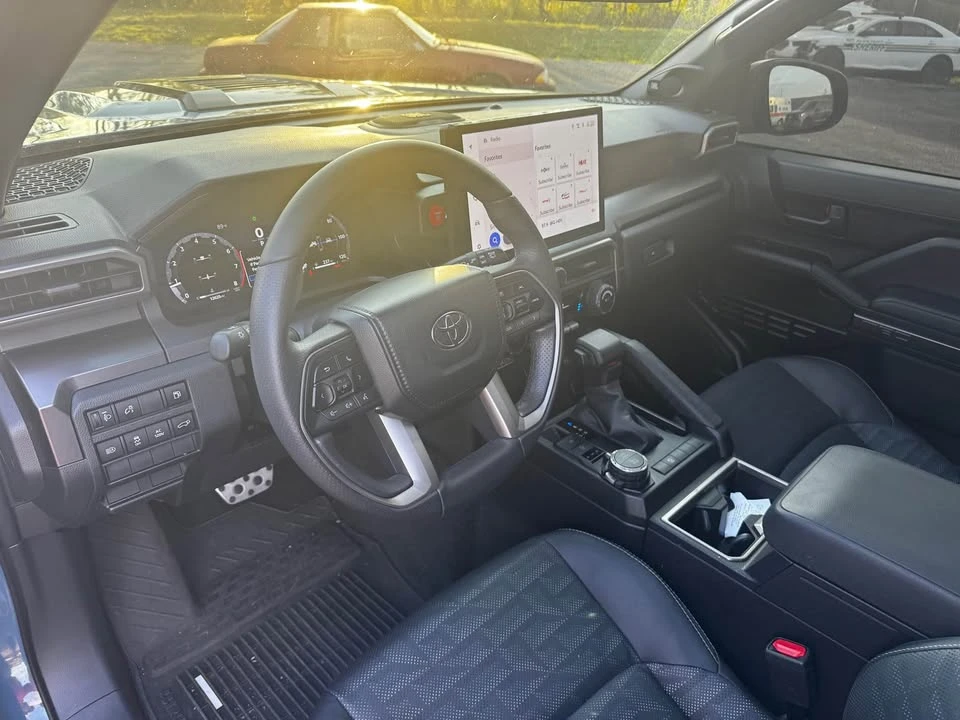 2025 Toyota 4Runner 6th Gen - Image 5 of 13
